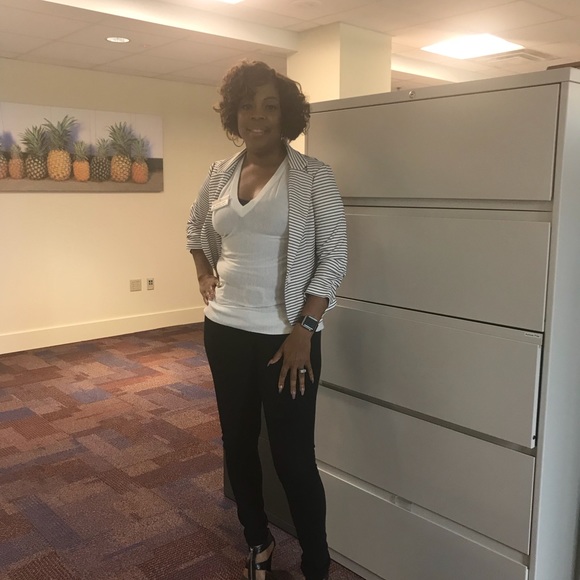 Meet your Posher, Latonya - Picture 1 of 1